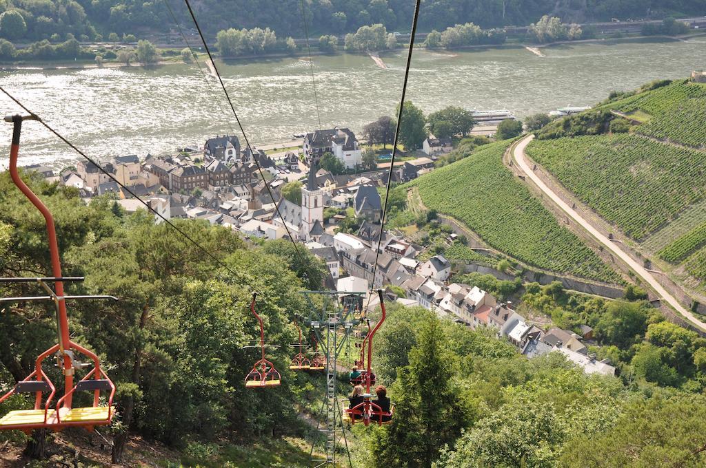 Hotel Gasthof Schuster Und Gaestehaus Rüdesheim am Rhein Exteriör bild